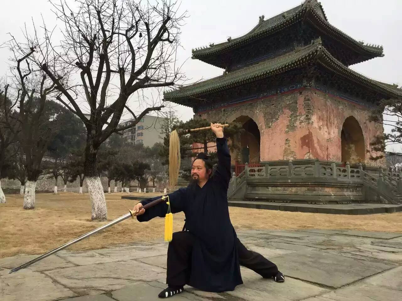 张加立.jpg 张加立.jpg