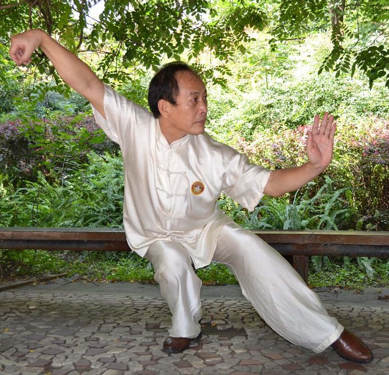 吴信良·峨眉武术联合总会秘书长