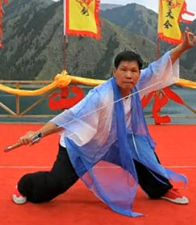 王有舜·新疆武协梅花太极螳螂拳传承研究会会长